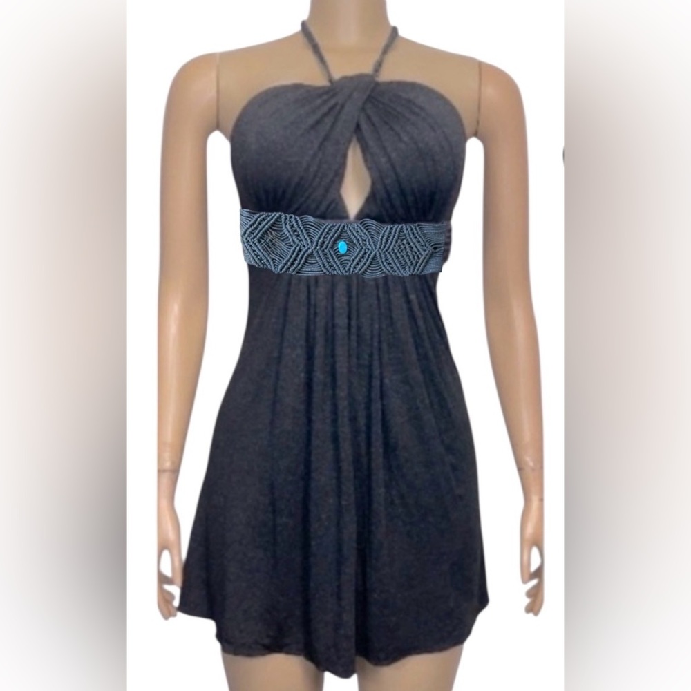 Black Keyhole Halter Dress Crocheted Turquoise Stone Empress Belt Embellishment - Picture 7 of 7